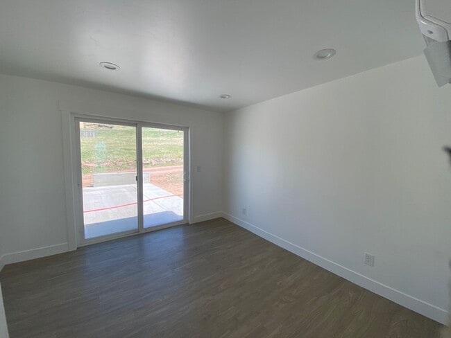 Building Photo - Cruze Ranch