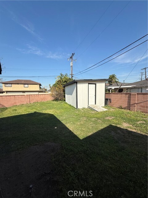 Building Photo - 12042 Hackamore Rd