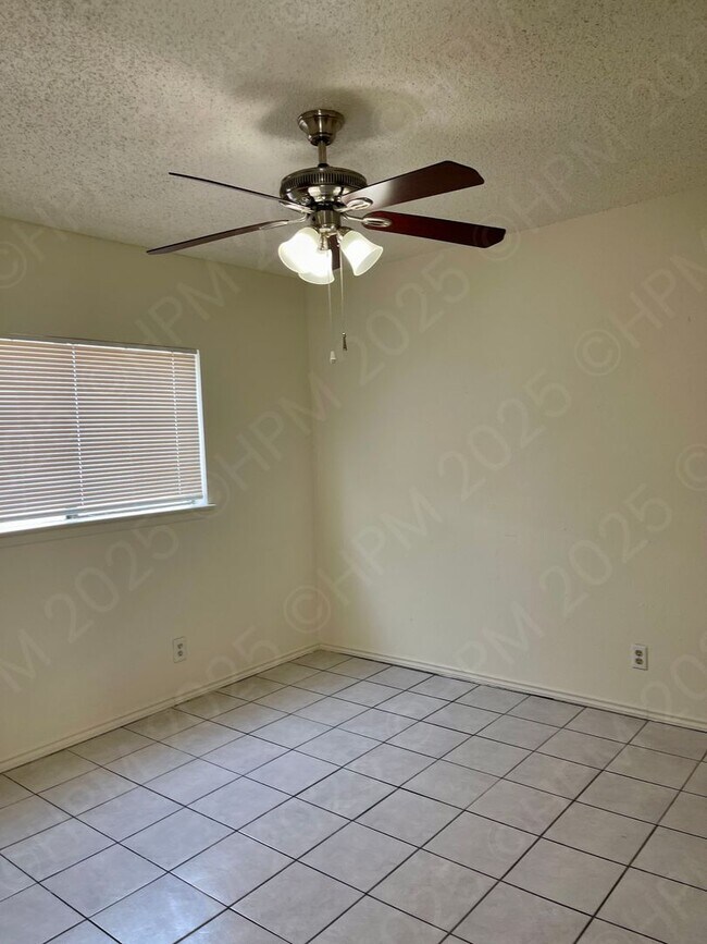 Building Photo - 6317 Village Club