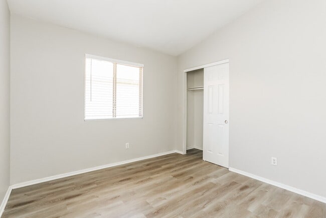 Building Photo - 9454 E Pale Blue Topaz Ln