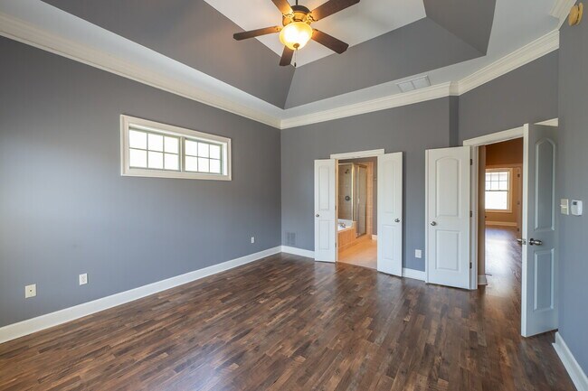 Building Photo - 913 Telfair Close