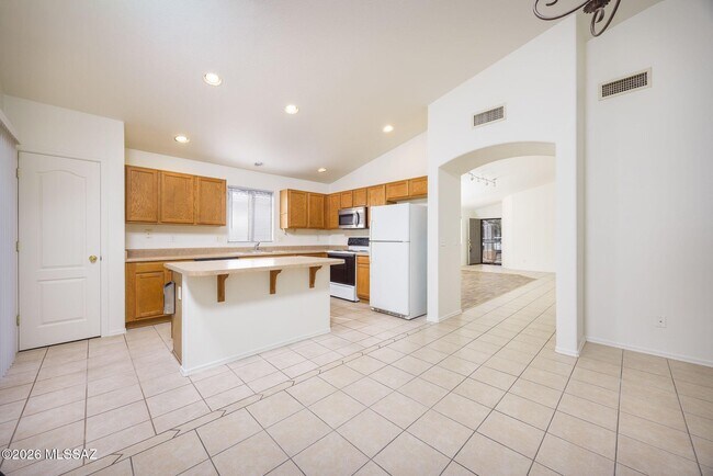 Building Photo - 2385 W Monet Way