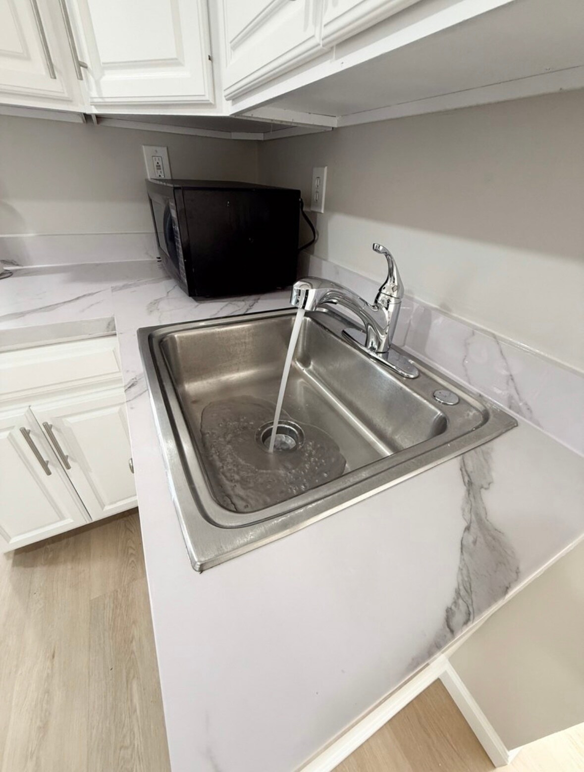 Building Photo - 31 Florence St