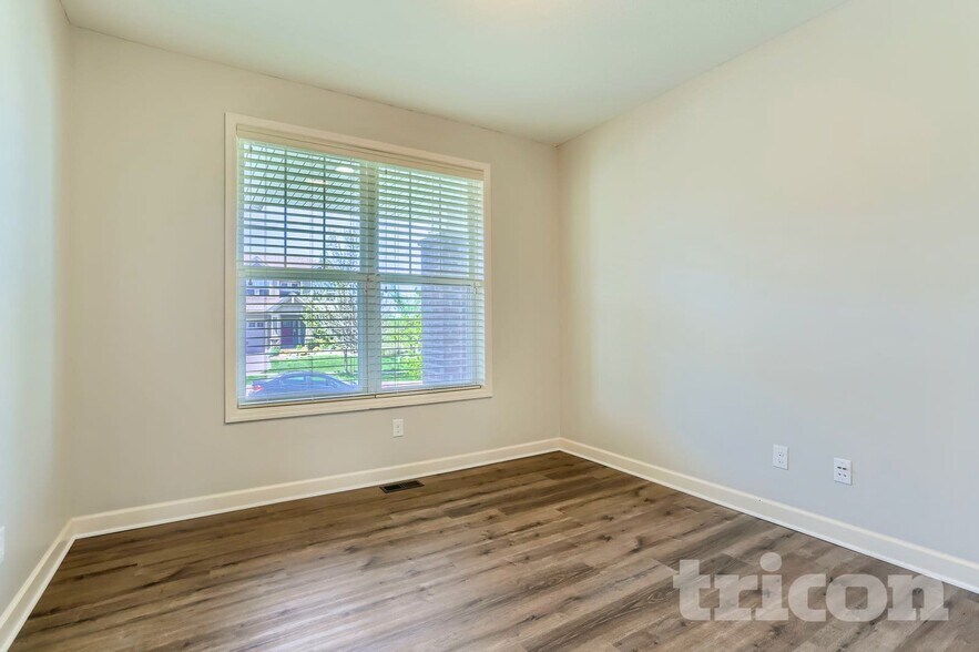 Building Photo - 3408 Ridgestone Way