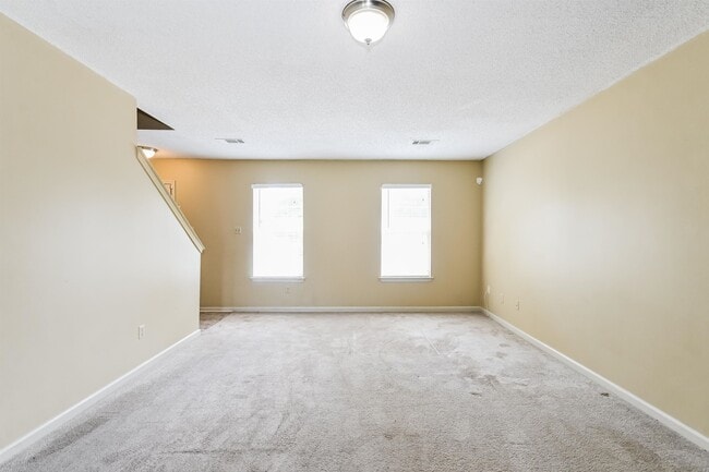 Building Photo - 2569 Kate Bond Rd