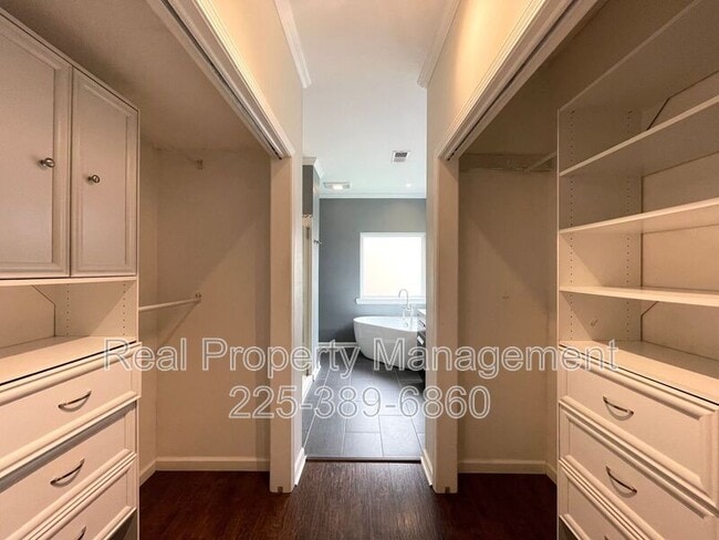 Building Photo - 1530 Lila St