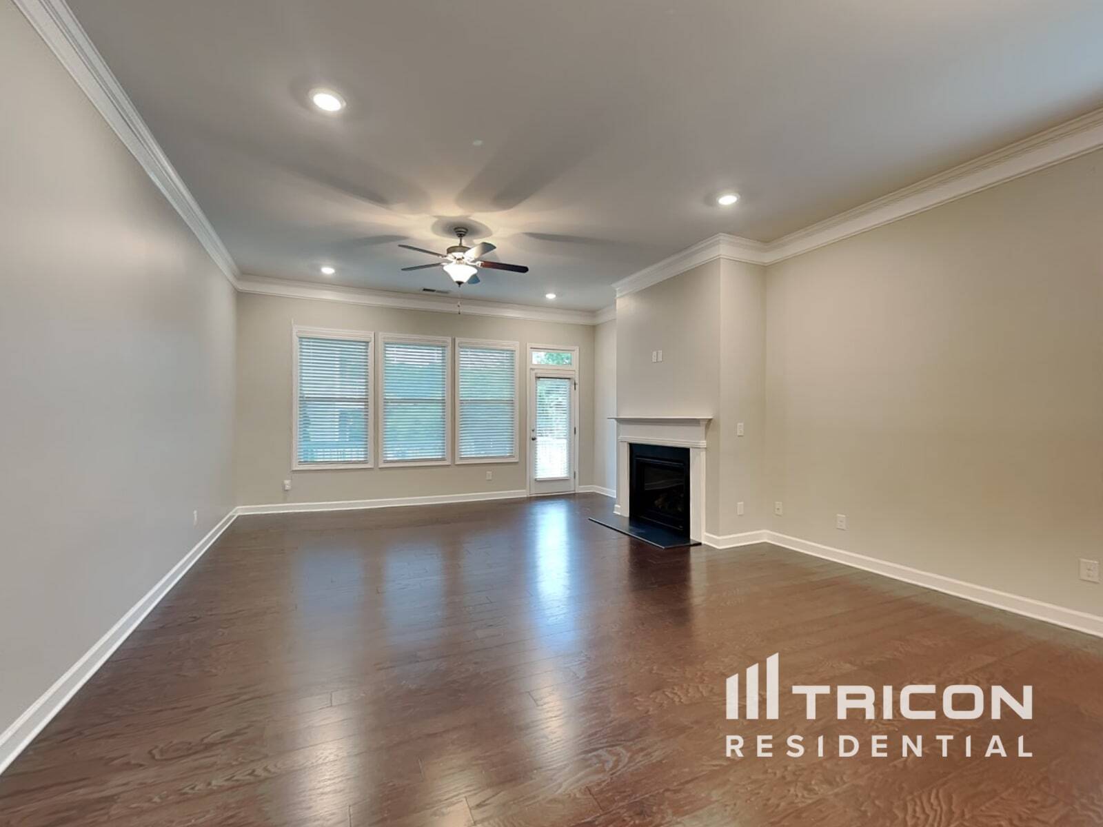 Building Photo - 135 Colonial Ct
