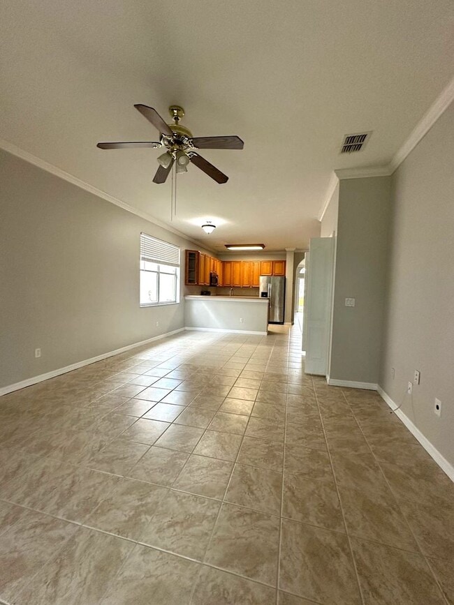 Building Photo - Beautiful 3 bed/2 bath home in Hunter's Cr...