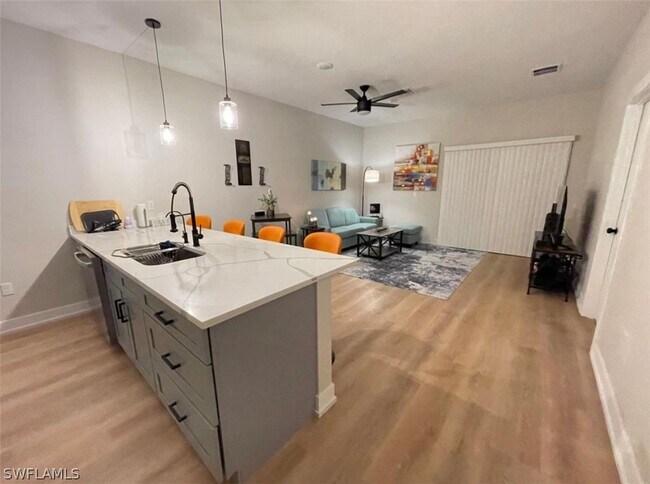 Building Photo - 312 Bamboo Dr