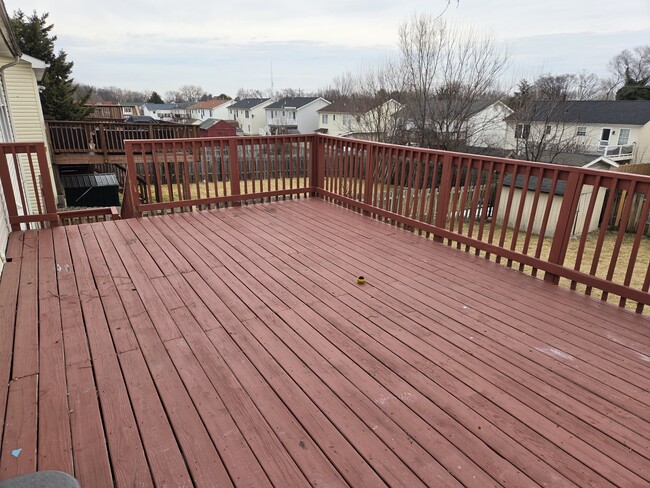 Building Photo - 618