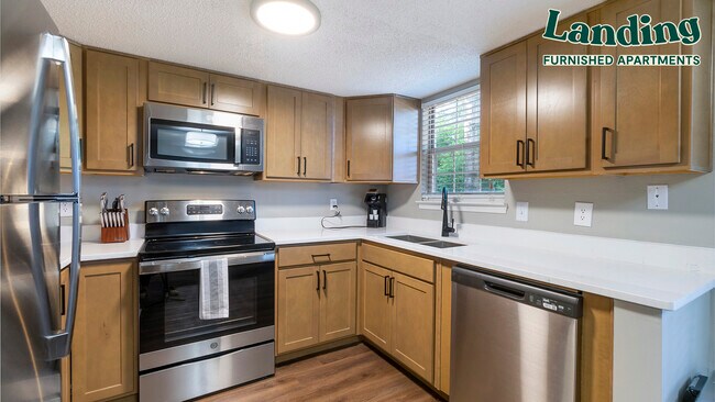 Building Photo - 1008 Village Green Crossing