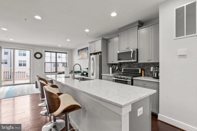 Building Photo - 22653 Clarksburg Rd