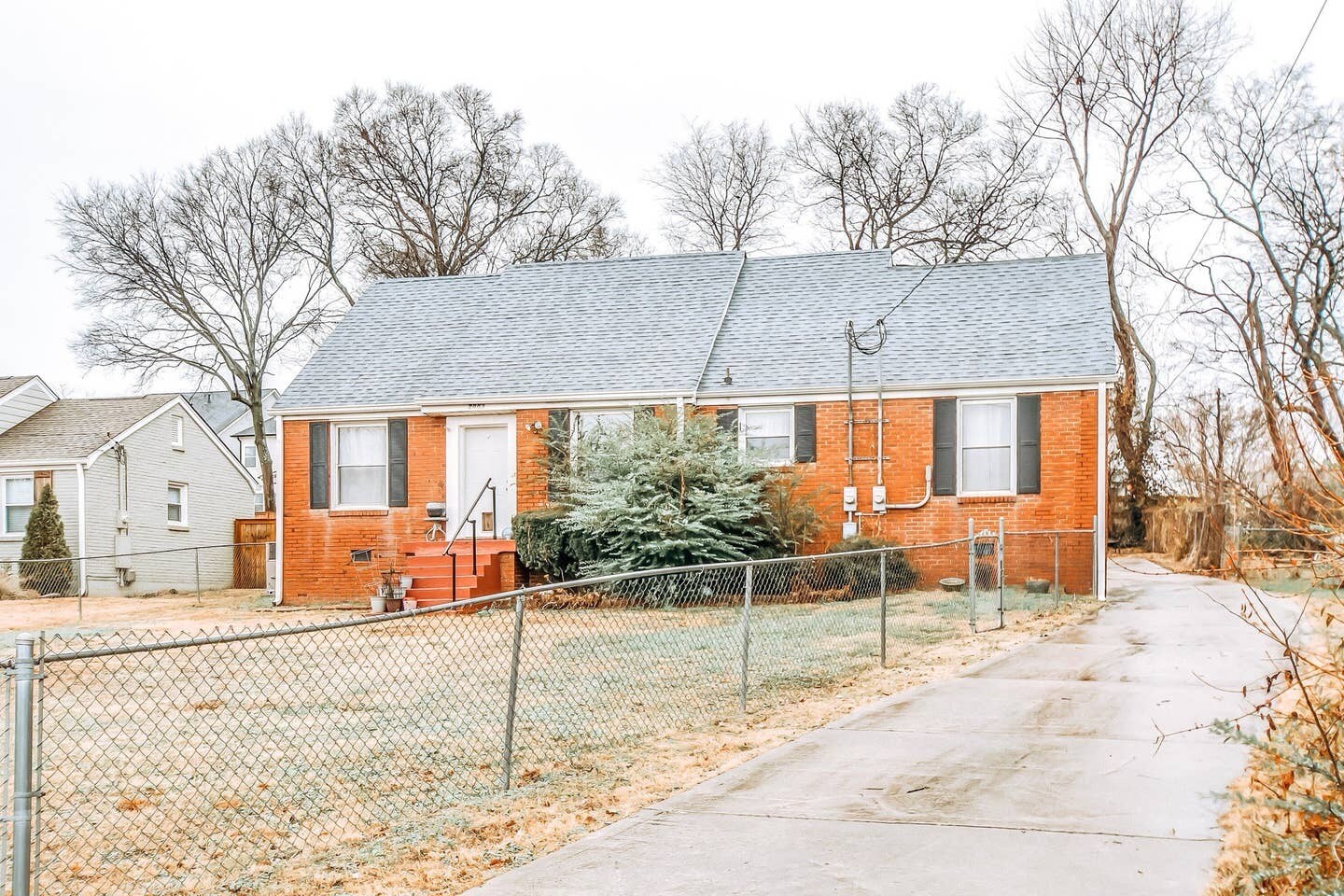 Property from street (separate unit) - 2003 Rosecliff Dr