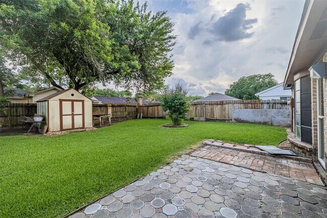 Building Photo - 11235 Stroud Dr