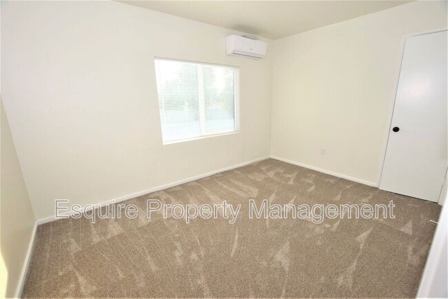 Building Photo - 10745 Ternez Dr