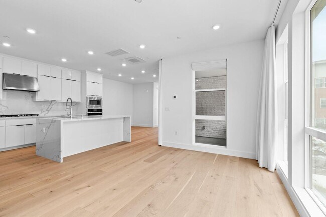 Building Photo - 3020 Boyter Pl