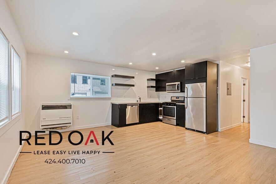 Building Photo - 3152 James M Wood Blvd