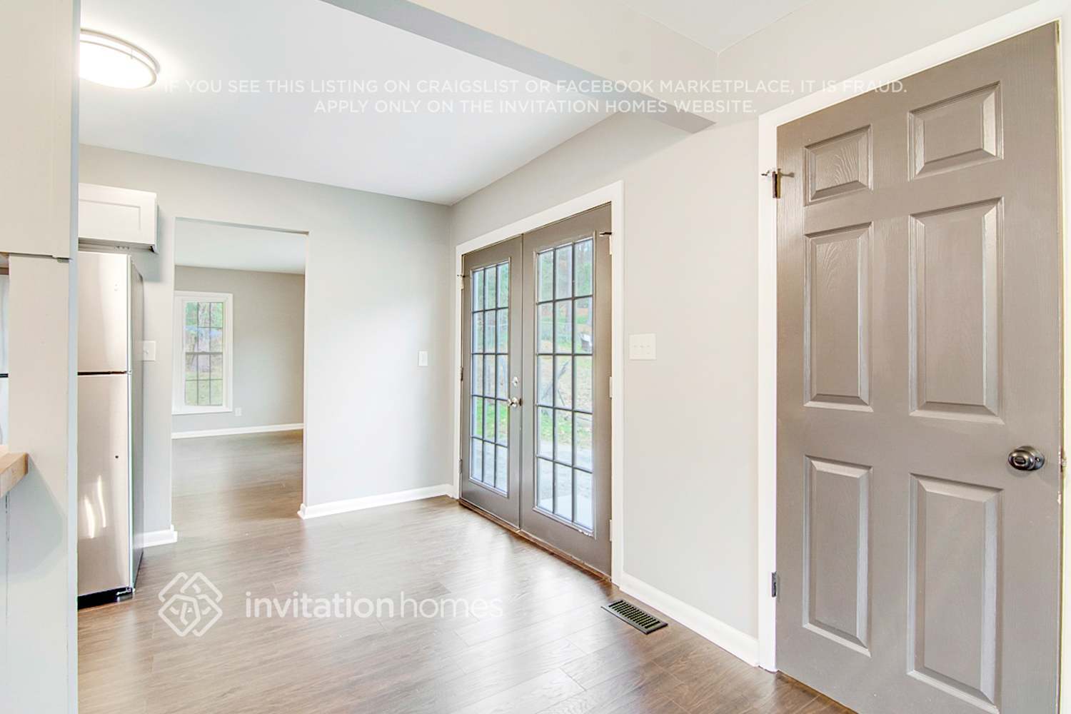 Building Photo - 1100 Chatham Ln