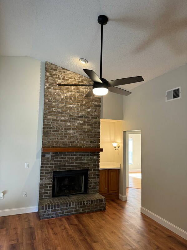 Building Photo - 1238 Bent Oak Trail