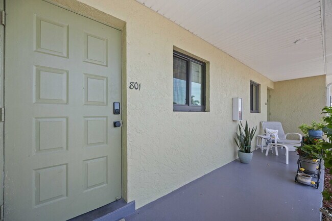 Building Photo - "Charming 2-Bed, 2-Bath Villa in Lake Shore Condominiums"