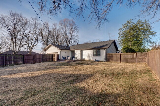 Building Photo - 4094 S Eaton Ave