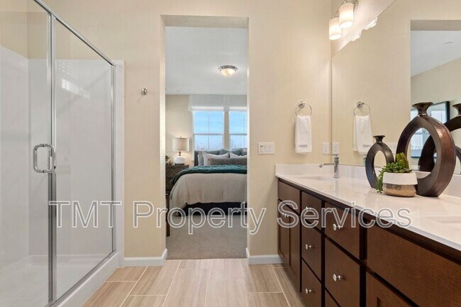 Building Photo - 2960 Valbonne Walk