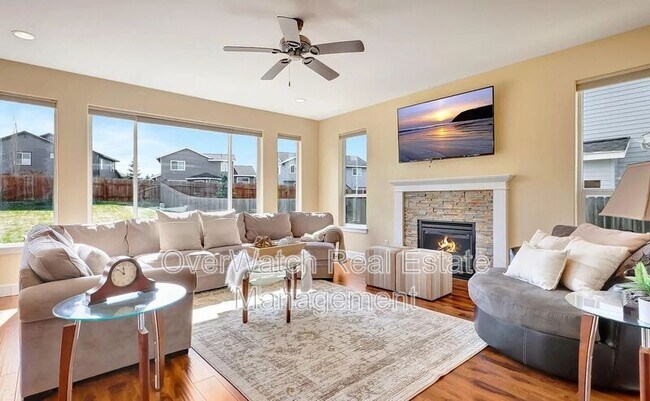 Building Photo - 5845 Grand Teton Loop