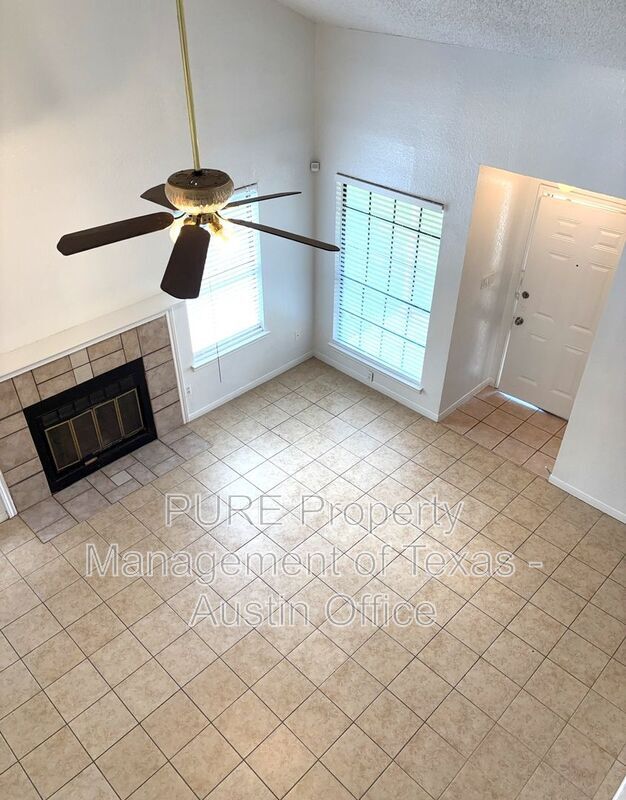 Building Photo - 14413 Tiffer Ln