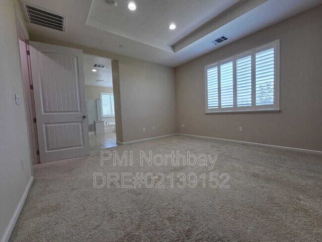 Building Photo - 308 Aster St