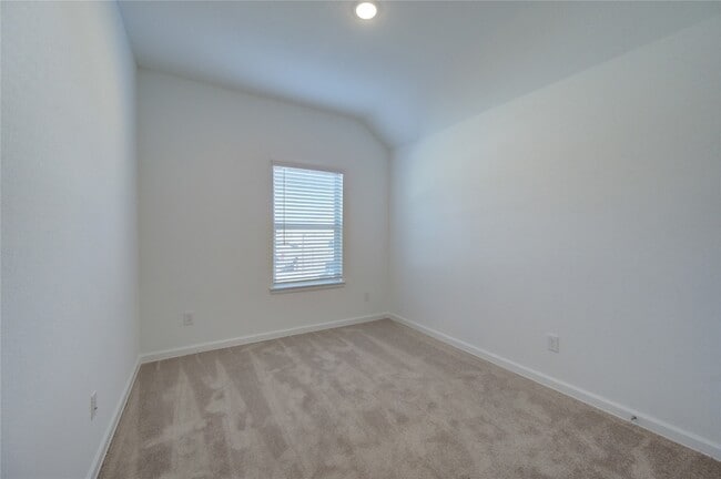 Building Photo - 5419 Tourmaline Wy