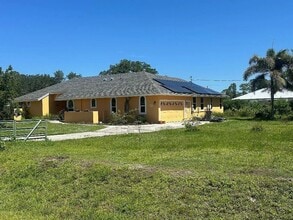 Building Photo - 15185 Tangelo Blvd