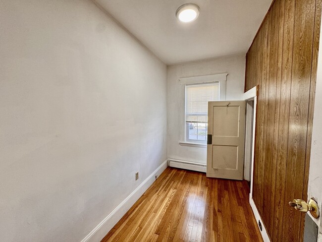 Building Photo - 77-79 N Central Ave