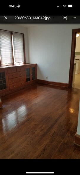 Building Photo - 1257 Elm Lawn St