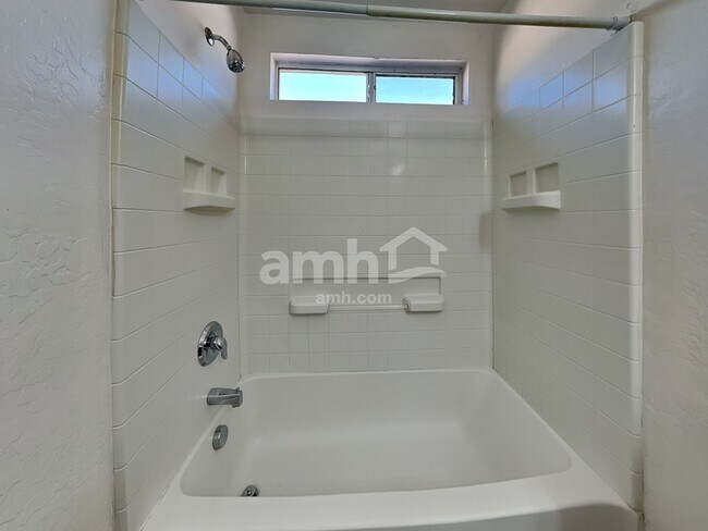 Building Photo - 22220 W Yavapai St