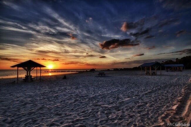 Building Photo - 467 W Mickey Mantle Path