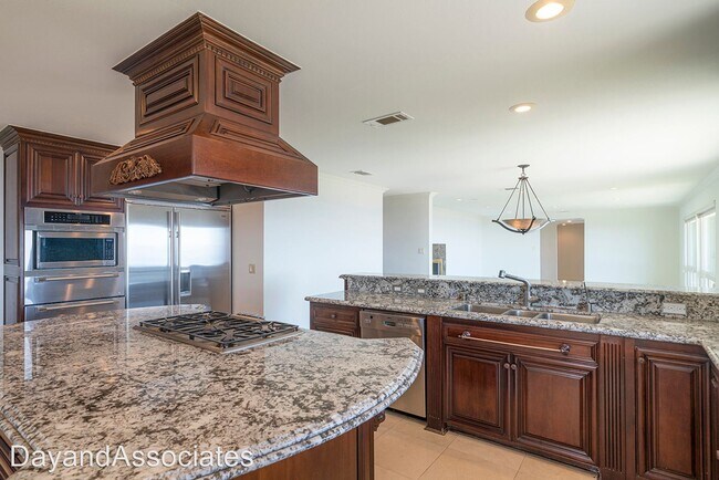 Building Photo - 4 br, 4 bath House - 30404 Rhone Drive
