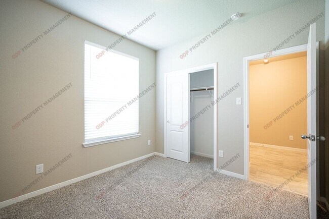 Building Photo - 7717 Hickman St