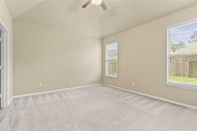 Building Photo - 2474 Garden Shadow Dr