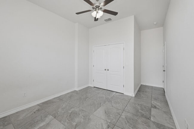 Building Photo - 7225 Sylvia Plath Dr