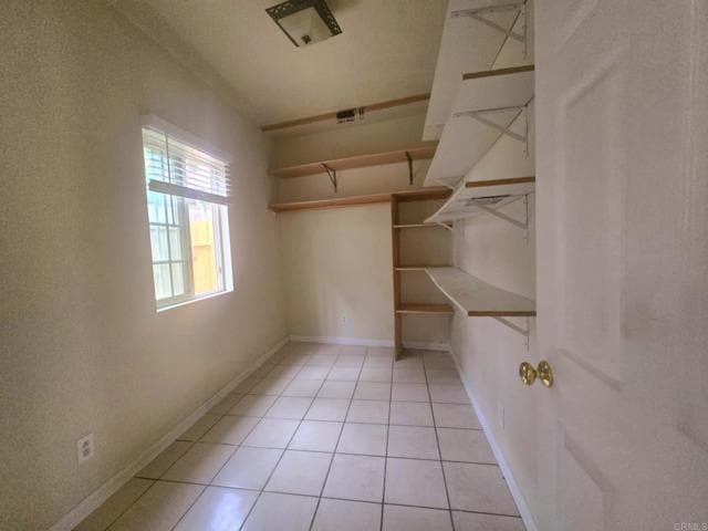 Building Photo - 6805 Rolando Knolls Dr