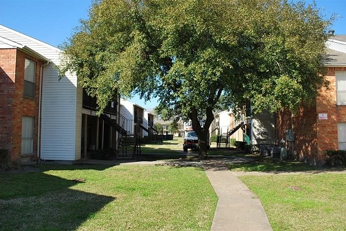 Building Photo - Crofton Place Apartments