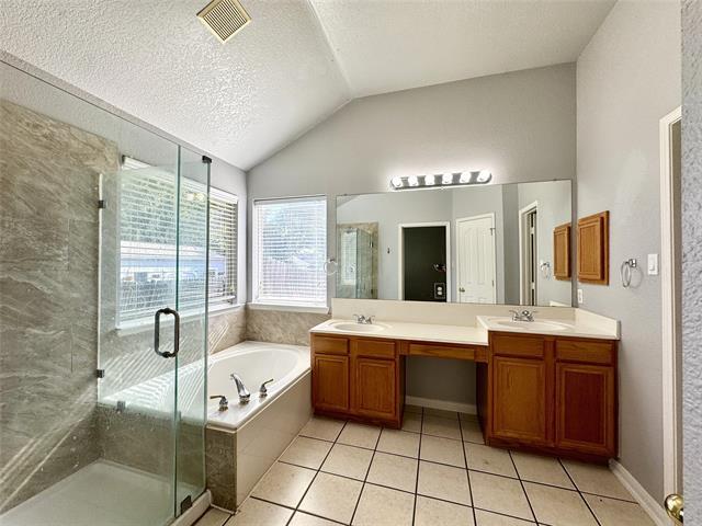 Building Photo - 5016 Grampian Way