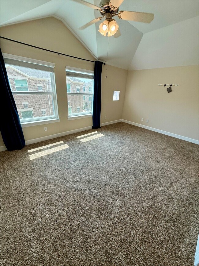 Building Photo - 8705 Bryam St