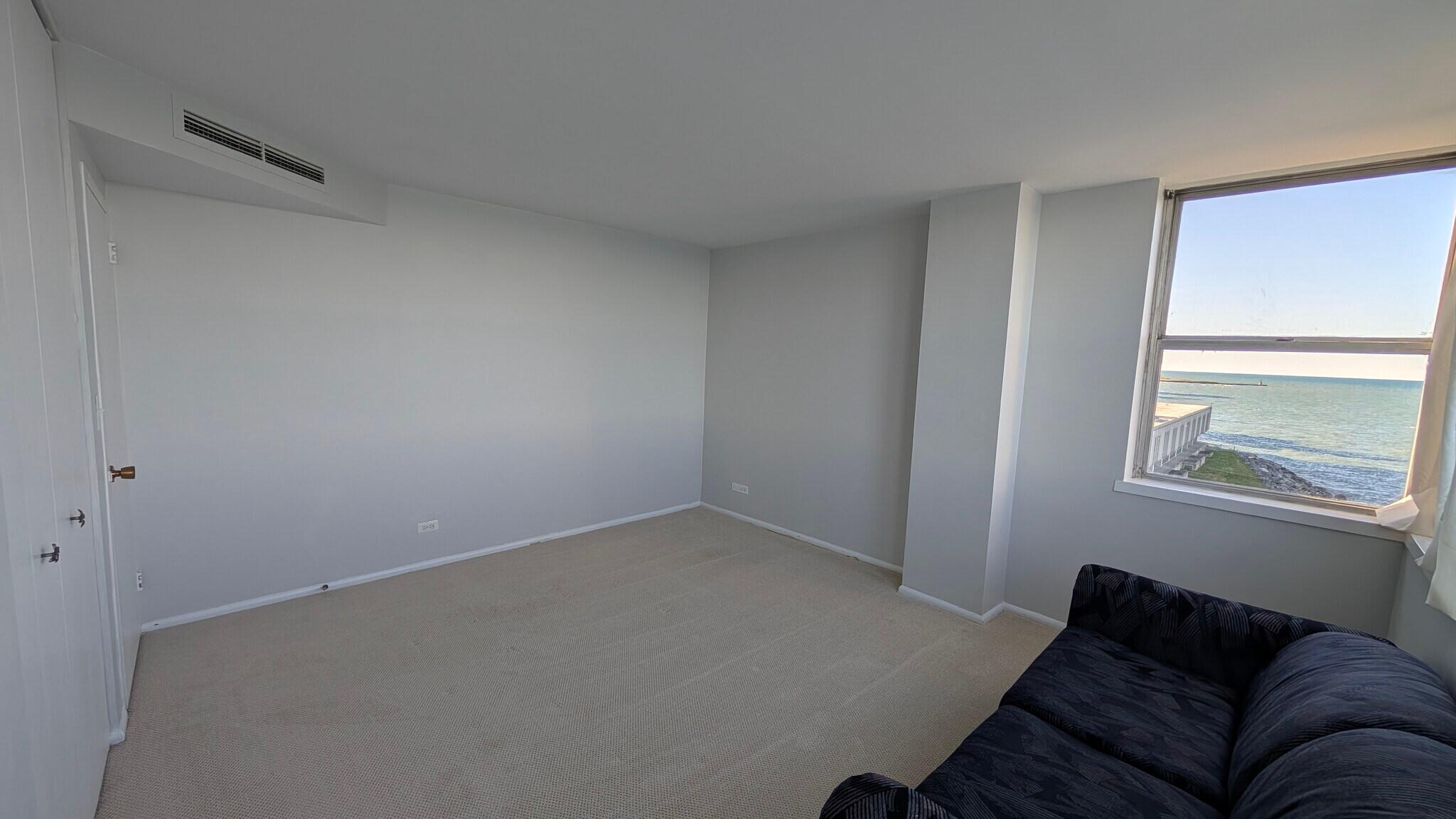 North Bedroom - 6301 N Sheridan Rd