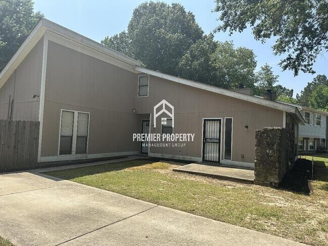 Building Photo - 3778 Kennings Dr