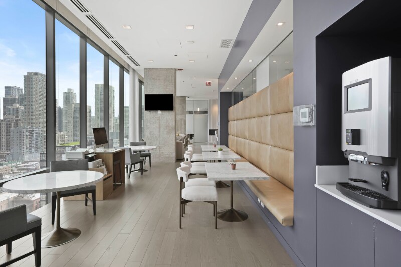 Building Photo - 210 W Hubbard St