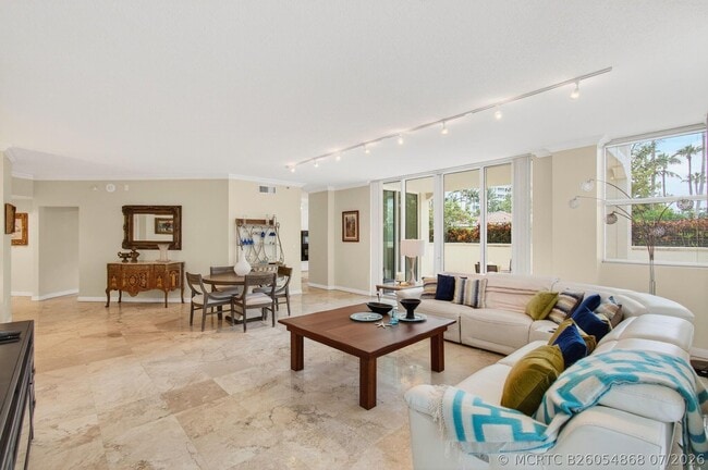 Building Photo - 3700 S Ocean Blvd