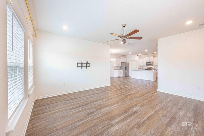 Building Photo - 13766 Antler Hl Rd