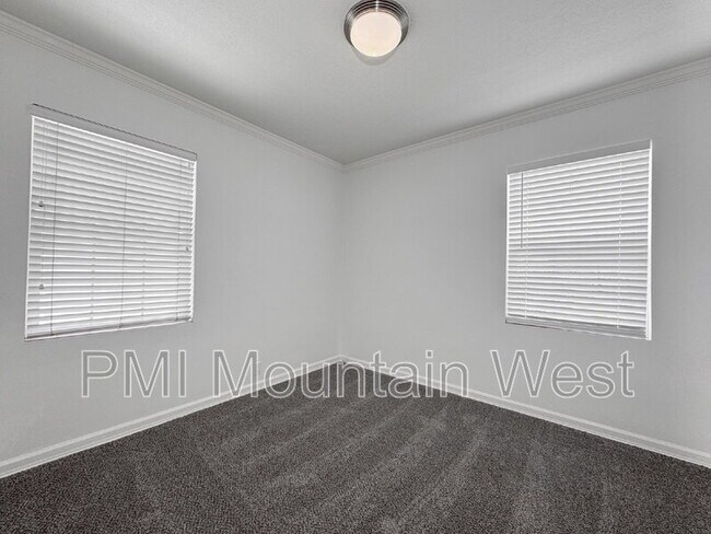 Building Photo - 3324 S 1100 E