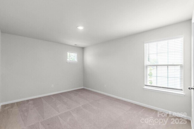 Building Photo - 15520 Capps Rd